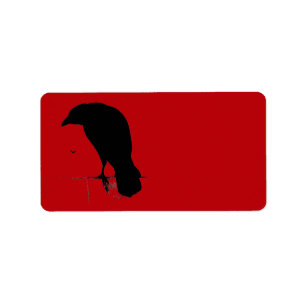 Étiquette Raven vintage sur le modèle rouge sang