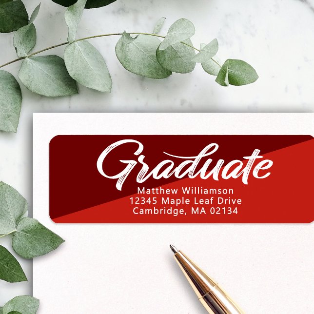 Étiquette Red Graduation Bold Script Simple Modern Address (Créateur téléchargé)
