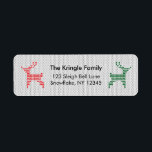 Étiquette Reindeer Christmas Sweat Adresse de retour<br><div class="desc">Ces étiquettes d'adresse de retour Reindeer modernes et amusantes sont parfaites pour tous vos besoins de port. Il est doté d'une texture douillette de pull et de rennes tricotés mignons. Vous pouvez personnaliser cette conception en cliquant sur "Personnaliser ce modèle" ou si vous souhaitez modifier la police, les couleurs arrière...</div>