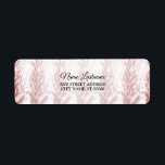 Étiquette Retour Adresse Red Christmas Pine Tree Neige<br><div class="desc">Retourner Adresse Red Christmas Pine Tree étiquette de neige. Unique,  beau,  design élégant. Facile à personnaliser. Le style de police,  la taille et les couleurs peuvent être modifiés. Des éléments correspondants sont disponibles.</div>