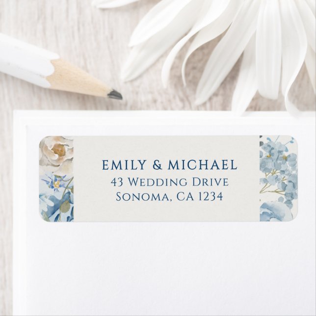 Étiquette Romantique Dusty Blue Welcome Floral Mariage (En situation)