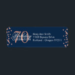 Étiquette Rose Gold Navy Blue 70e anniversaire Parties scint<br><div class="desc">Elégant 70e anniversaire Rose Gold Faux Parties scintillant Confetti modèle bleu marine. Facile à utiliser et facile à personnaliser. Commandez aujourd'hui !</div>