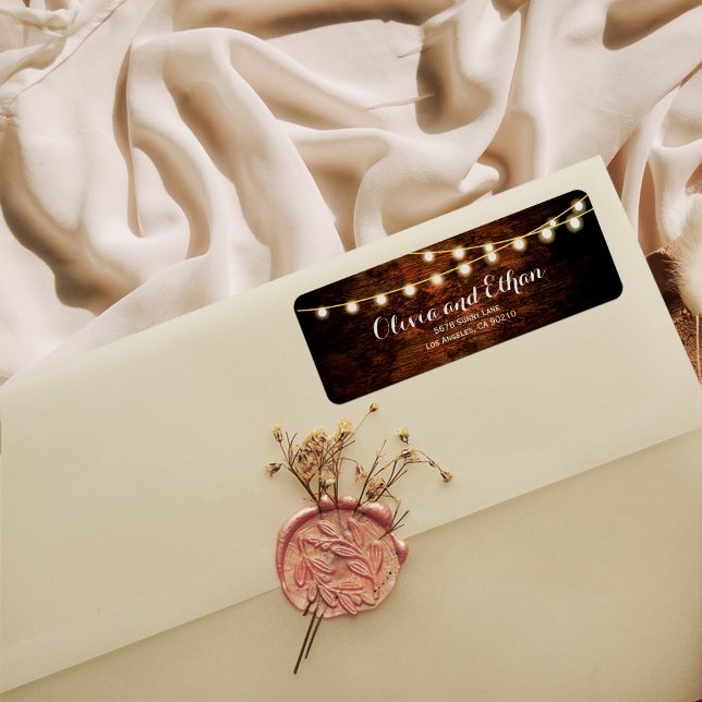 Étiquette Rustic Barn Bois Chaîne Lumières Mariage Adresse (Créateur téléchargé)