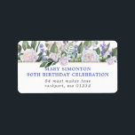 Étiquette Rustic Floral 90th Birthday Party Adresse de retou<br><div class="desc">Très joli label d'adresse botanique florale bleu et blanc pour votre 90ème anniversaire fête. Des roses blanches et de petites fleurs bleues sont nichées dans un feuille vert profond. Une description de la fête est en bleu, l'adresse est en gris foncé. Cet article fait partie de la collection 90th Birthday...</div>