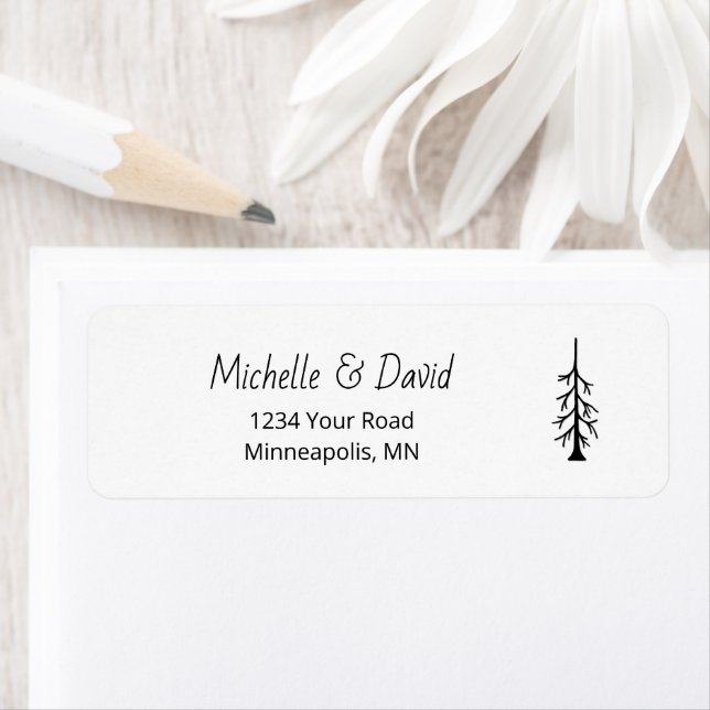 Étiquette Rustic Pine Tree Woodland Wedding Return Address (En situation)