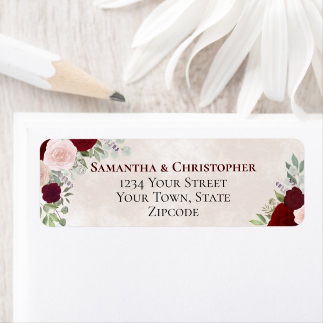Étiquette Rustic Red Watercolor Rose Mariage Adresse de reto (En situation)