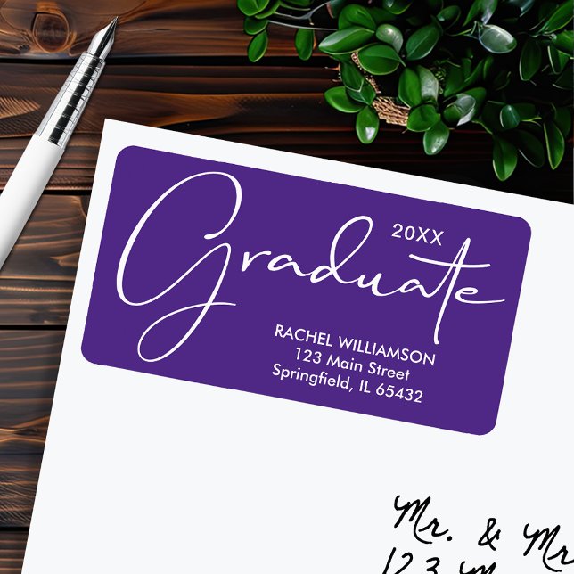 Étiquette Script de graduation Purple Adresse de retour (Graduation script purple return address labels, 2.375" x 1.25", 18 labels per sheet)
