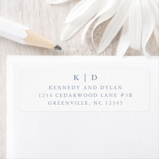 Étiquette Simple Adresse de Retour de Mariage Bleu Poussiére (En situation)