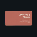Étiquette Simple Rétro Ancien Rose Mariage RSVP Adresse de r<br><div class="desc">Cette étiquette d'adresse de retour RSVP de mariage rétro simple et ancien rose est parfaite pour votre mariage classique de tonalités de terre vintage funky. L'aménagement comprend une police boho rustique hippie minimaliste. La palette neutre de couleurs du désert du sud-ouest et le lettrage bohème terreux du milieu du siècle...</div>