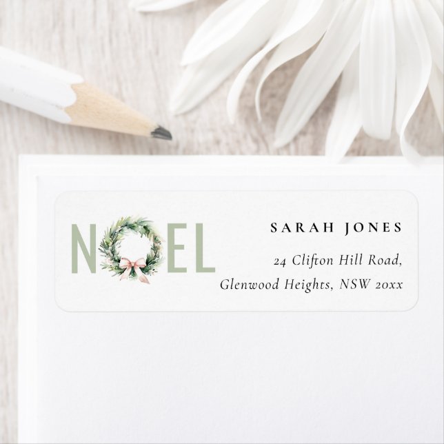 Étiquette Soft Joy Blush Green Christmas Wreath Adresse (En situation)