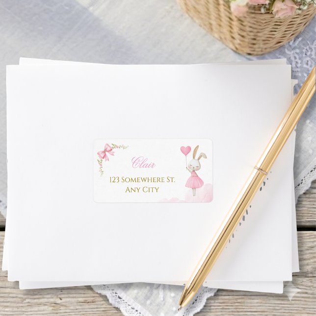Étiquette Some Bunny is One Adresse de Ballerine Coquette Ro (Some Bunny is Turning One Return Address Labels. Floral bunny 1st birthday invitation stickers.)