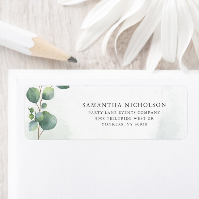 Étiquette Stylish Eucalyptus Botanical Return Address (En situation)