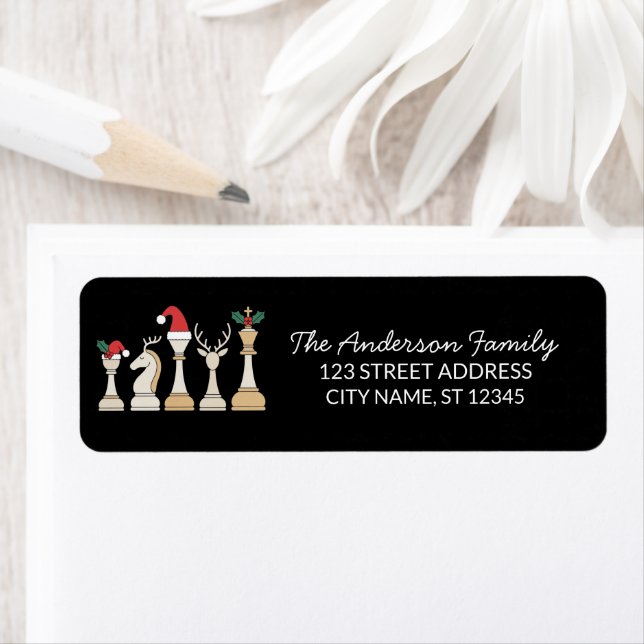 Étiquette Trendy Chess Pieces Christmas Return Address       (En situation)