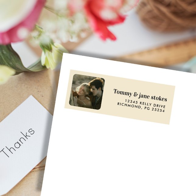 Étiquette Typographie moderne minimale Nom photo Retour (Créateur téléchargé)