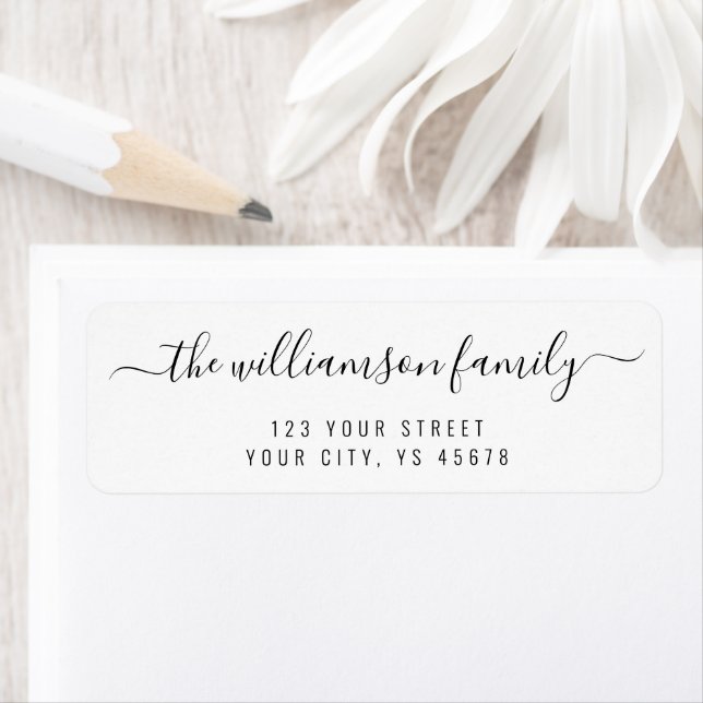 Étiquette Votre Nom De Famille Elegant Script Letters Adress (En situation)