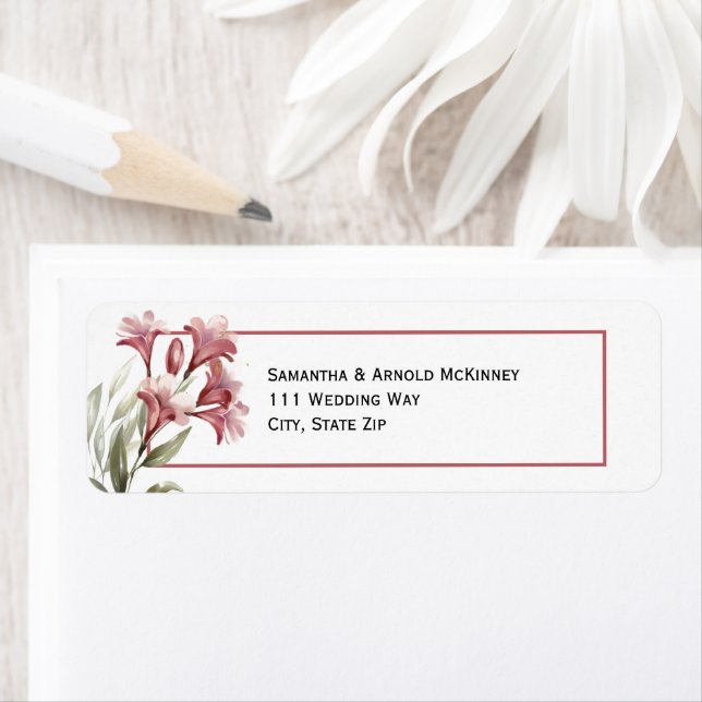Étiquette Watercolor Maroon Floral Wedding Address (En situation)