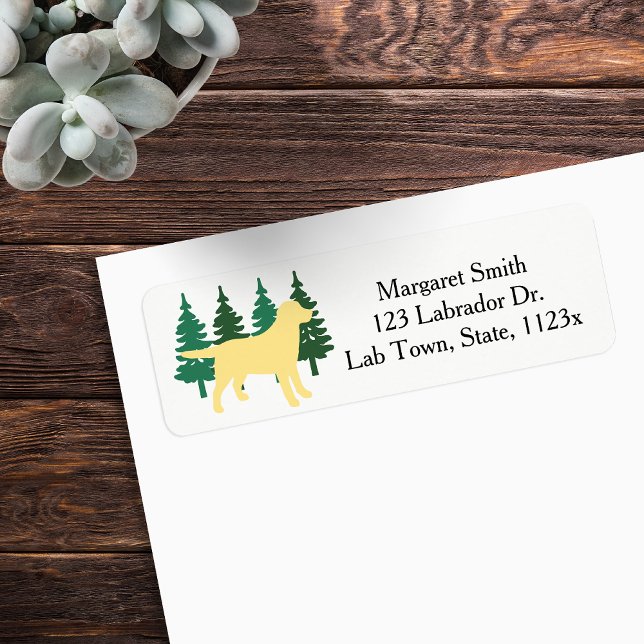 Étiquette Yellow Labrador Outline Adresse de retour À feuill (Yellow Labrador Outline Evergreen Trees Return Address Labels for Labrador Owners.  Silhouette.)