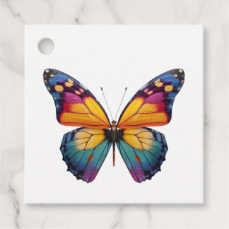 Étiquettes Cadeau Almofada com um desenho de uma Borboleta colorida.