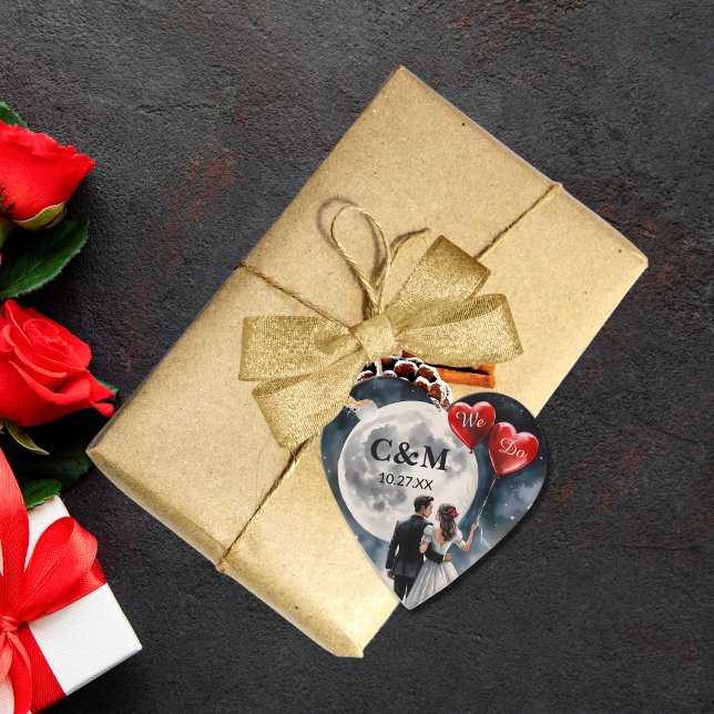 Étiquettes Cadeau Amour romantique sur un nuage Mariage de conte de  (Front view romantic red heart balloons lovers on cloud nine midnight sky – Wedding favor tag)