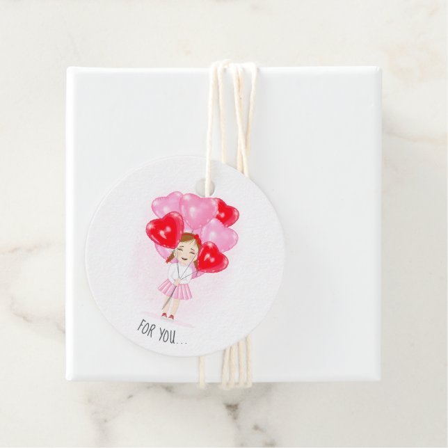 Étiquettes Cadeau Anniversaire du ballon d'amour (En situation)