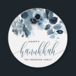 Étiquettes Cadeau Aquarelle bleu Fleurs joyeuses Hanoukka Calligraph<br><div class="desc">Heureux Hanoukka ! Ajoutez un bel accent floral à vos cadeaux avec ces étiquettes de faveur florales. Il dispose d'une aquarelle motif de fleurs bleues. Les textes sont entièrement modifiables pour tout événement. Des éléments correspondants sont disponibles.</div>