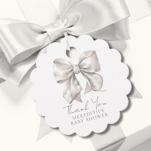 Étiquettes Cadeau Baby Shower au Ruban Blanc Élégant