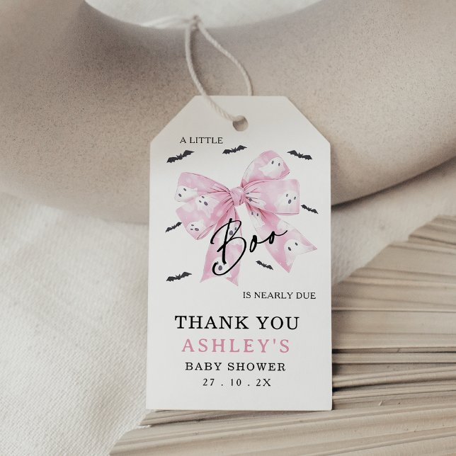 Étiquettes-cadeau Baby shower Coquette Pink Bow Little Boo (Little Boo is Almost Due Baby Shower Tag, Pink Bow Croquette Halloween Little Boo Baby Shower Tag)