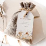 Étiquettes-cadeau Baby shower de champ Fleur sauvage d'automne<br><div class="desc">Célébrez l'arrivée de votre petit fleur sauvage avec cette mignonne étiquette cadeau de baby shower à thème automne! Doté d'un décor de prairie fleur sauvage et de fleurs sauvages minuscules et doux, de couleur neutre et délicate, sur un terrain, cette invitation saisit parfaitement la chaleur et le confort de la...</div>