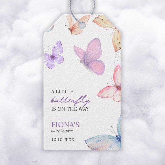 Étiquettes-cadeau Baby Shower Petite Fille Papillon Mignon (A LITTLE BUTTERFLY IS ON THE WAY BABY SHOWER GIFT TAG)