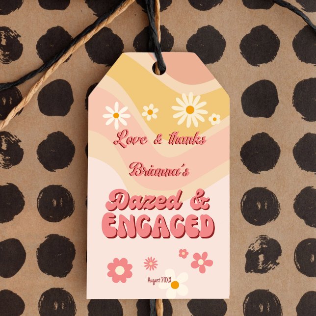 Étiquettes-cadeau Bachelorette rétro super rasée et fiancée (Dazed and engaged groovy retro bachelorette party favor gift tags bachelorette favors printed tags)