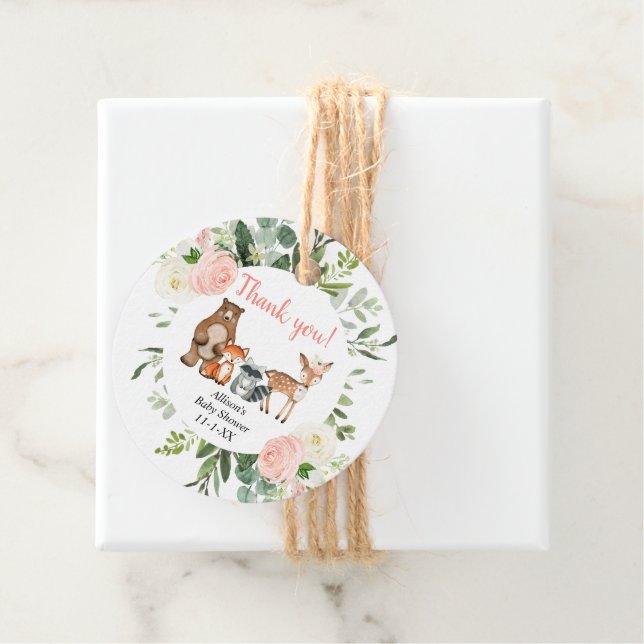 Étiquettes Cadeau Bébé fille bois forêt animaux verdure rose (En situation)