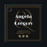 Étiquettes Cadeau Black Gold Las Vegas Ampersand Casino Mariage<br><div class="desc">Cette étiquette de remerciement de style casino noir et or dispose d'une zone pour votre message personnalisé pour vos invités. L'élégance et le design de l'ensemble audacieux</div>