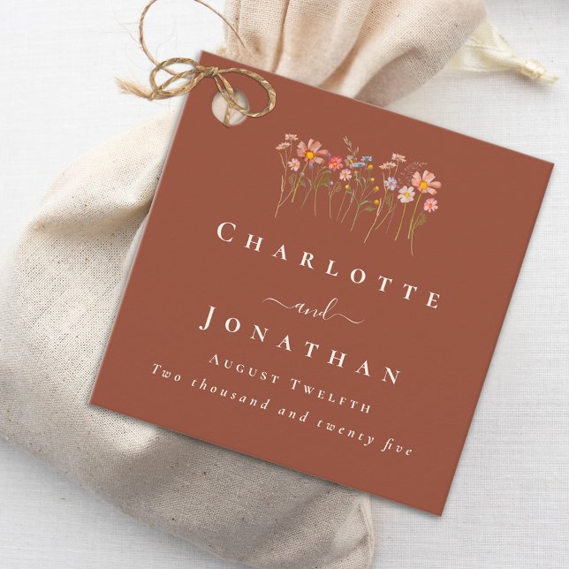Étiquettes Cadeau Boho Fall Wildflower Terracotta Custom Wedding (Boho fall Wildflower floral terracotta tan Wedding favor tags Elegant script watercolor flowers)