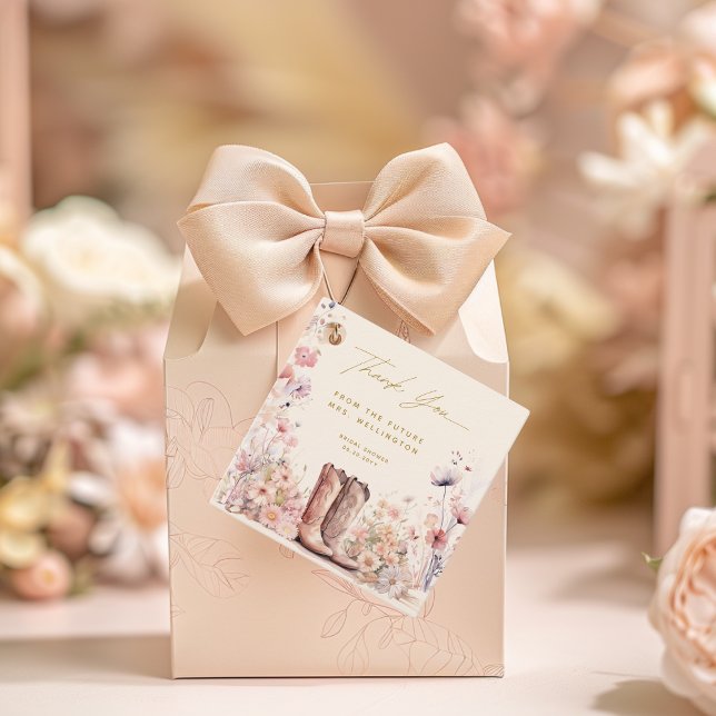 Étiquettes Cadeau Boots & Bubbly Floral Cowgirl Enterrement de Vie d (Créateur téléchargé)