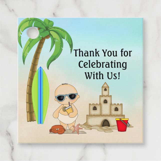 Étiquettes Cadeau Boy Beach Baby Sandcastle in Surfboard Baby shower (Devant)