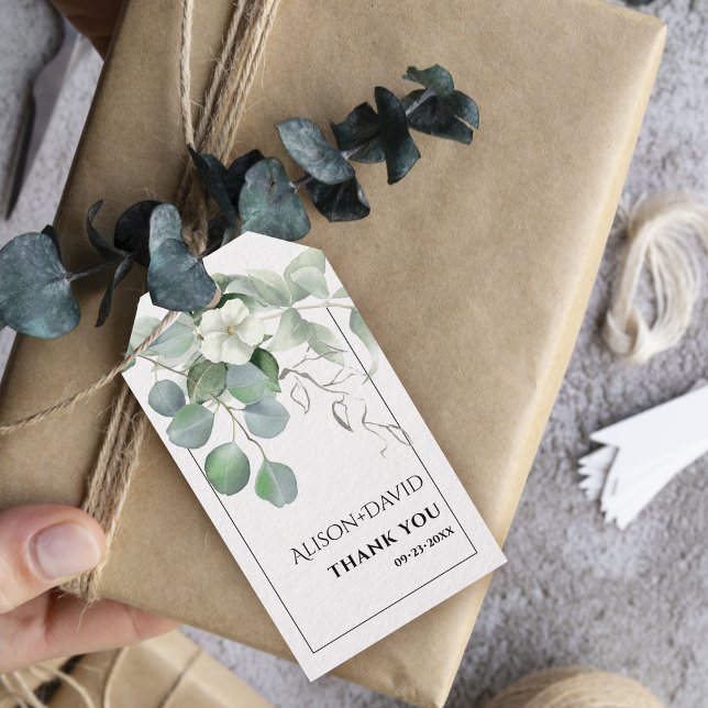Étiquettes-cadeau Branche avec fleurs blanches typographie mariage (Créateur téléchargé)