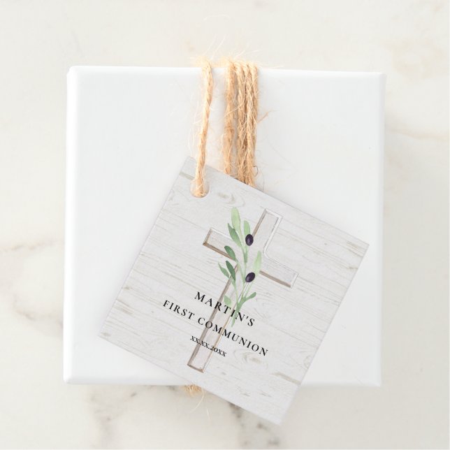 Étiquettes Cadeau Branche d'olive bois blanc Croix Première communio (En situation)