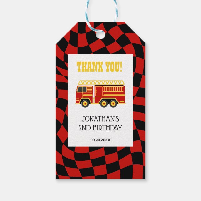 Étiquettes-cadeau Camion d'incendie Rouge noir À damiers 2e annivers (Devant)