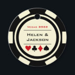 Étiquettes Cadeau Casino Black White Poker Chips Las Vegas Mariage<br><div class="desc">Se marier à Las Vegas ou une autre ville de casino amusante ? Ces étiquettes de faveur blanches et noires ajouteraient parfaitement aux faveurs de vos invités. Personnalisez votre design avec vos noms en noir dans le centre,  et une date mariage,  merci,  etc. en rouge sur le dessus.</div>