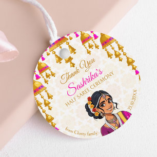 Étiquettes Cadeau Cérémonie de la demi-Saree mignonne fille indienne
