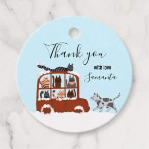 Étiquettes Cadeau Chats mignons dans un cadeau d'anniversaire d'hive