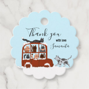 Étiquettes Cadeau Chats mignons dans un cadeau d'anniversaire d'hive