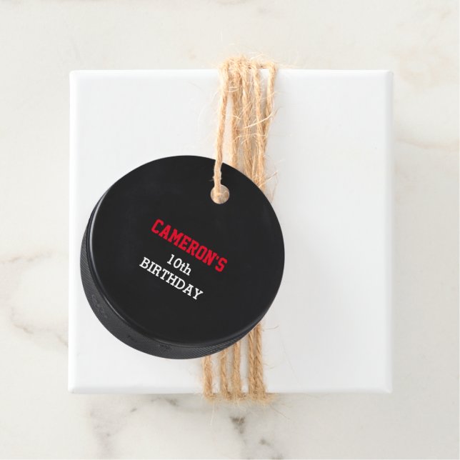 Étiquettes Cadeau Chaussure de hockey rouge (En situation)