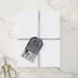 Étiquettes-cadeau Chic Dirty Alternative Photo Chalkboard Merci<br><div class="desc">Chic Dirty Alternative Photo Couple Chalkboard Merci Tags cadeaux. AVIS IMPORTANT : Ce design fait partie d'une collection et contient d'autres éléments coordonnés que vous pouvez trouver dans mon magasin. Parfois, il peut être difficile d'aligner esthétiquement et de mettre des textes ou des initiales sur les dessins, si oui dites-moi...</div>