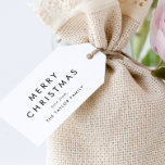 Étiquettes-cadeau Chic Joyeux Noël Famille Vacances<br><div class="desc">Ces étiquettes cadeaux de Noël Joyeux chic sont parfaites pour un cadeau de vacances moderne. Le design simple est composé d'une typographie minimaliste classique en noir et blanc, dans un style boho rustique. Personnalisable dans n'importe quelle couleur. Gardez le design minimal et élégant, en l'état, ou personnalisez-le en ajoutant vos...</div>