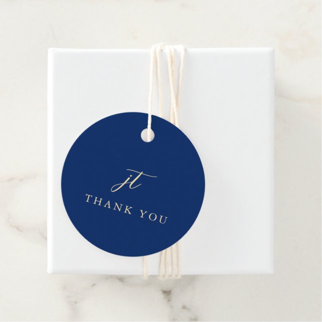 Étiquettes Cadeau Classic Navy Blue Monogram Elegant Wedding (En situation)