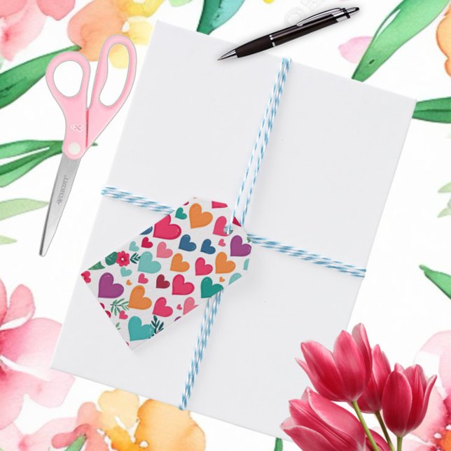 Étiquettes-cadeau Coeurs colorés personnalisés (Créateur téléchargé)