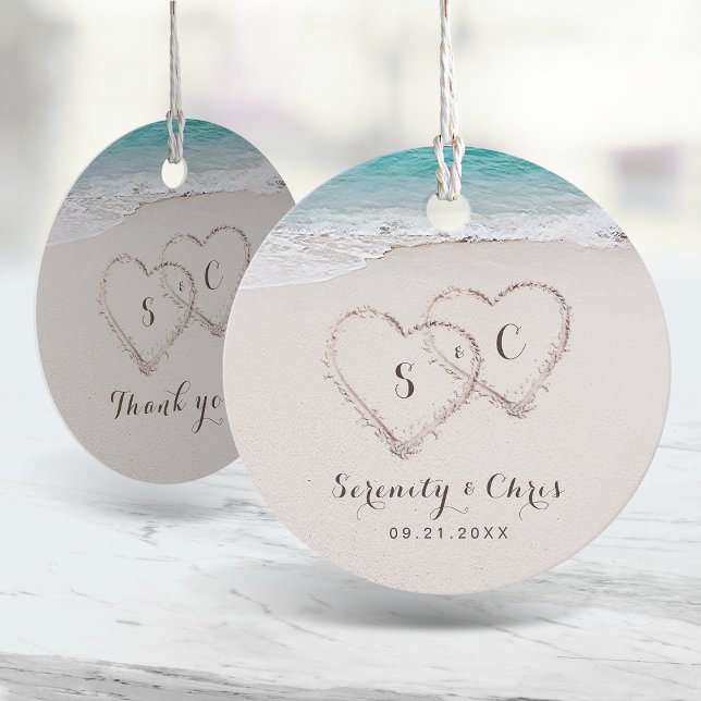 Étiquettes Cadeau Coeurs dans le sable destination mariage plage (Hearts in the sand destination beach wedding favor tags)