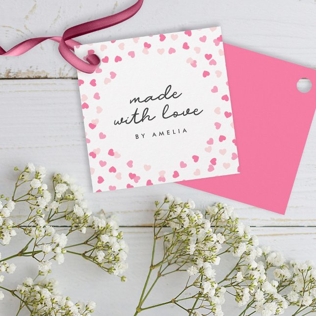 Étiquettes Cadeau Coeurs Roses Éparpillés Confetti Fabriqué Avec Amo (Créateur téléchargé)
