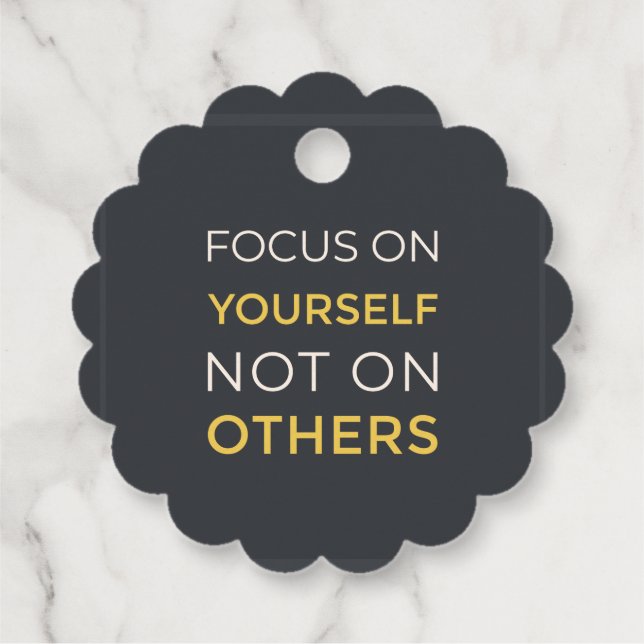 Étiquettes Cadeau Concentrez-vous sur les balises de faveur (Dos)